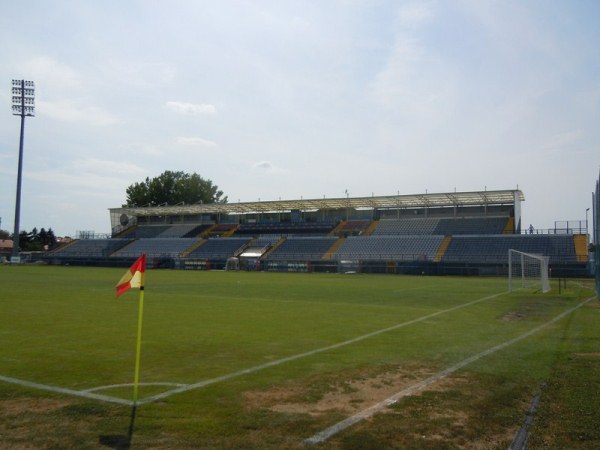 stadium-image
