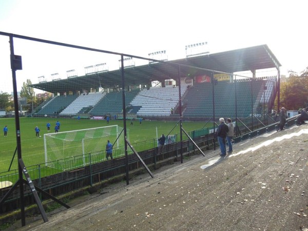 stadium-image