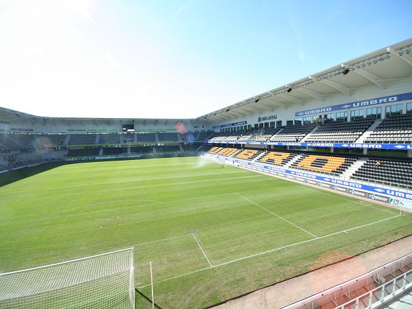 stadium-image
