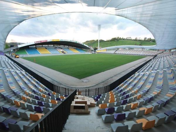 stadium-image