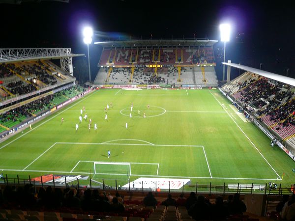 stadium-image