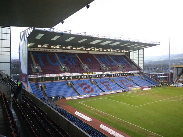 stadium-image