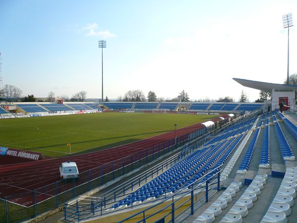 stadium-image