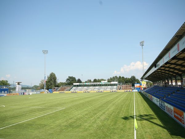 stadium-image