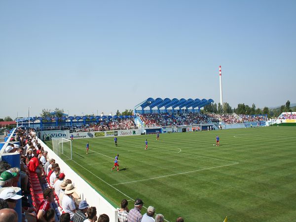 stadium-image