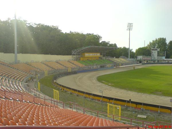 stadium-image