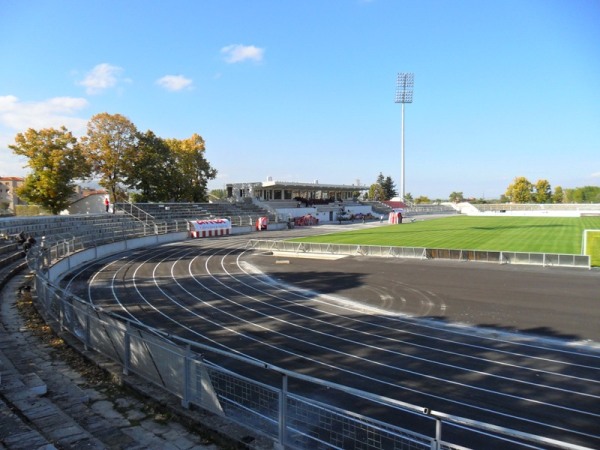 stadium-image