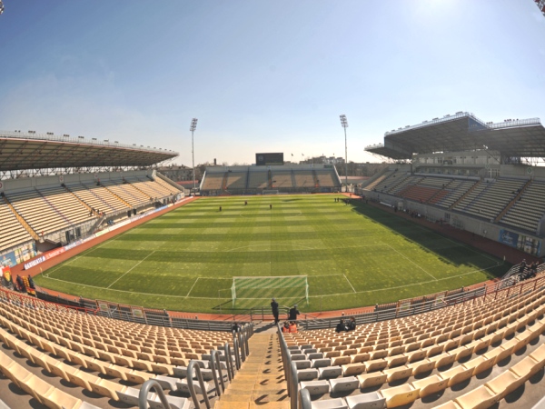 stadium-image