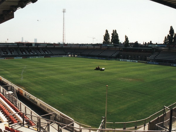 stadium-image