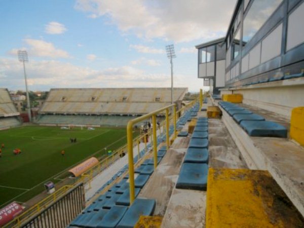 stadium-image