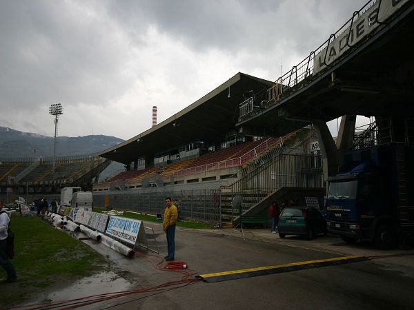stadium-image