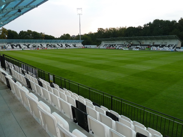 stadium-image
