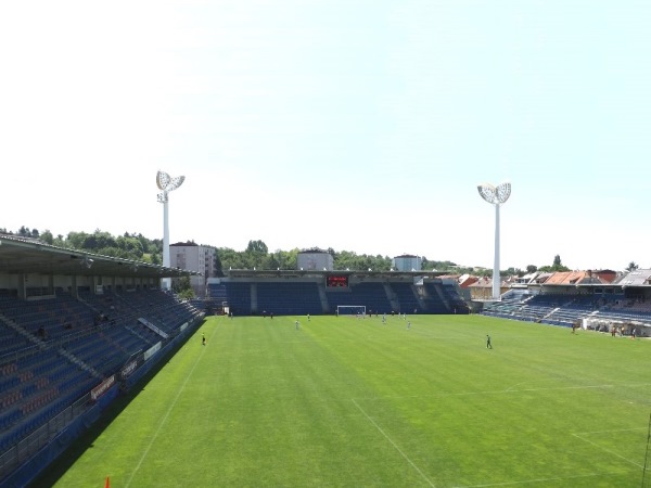 stadium-image