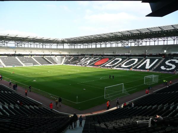 stadium-image