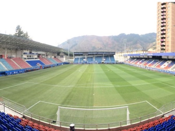 stadium-image