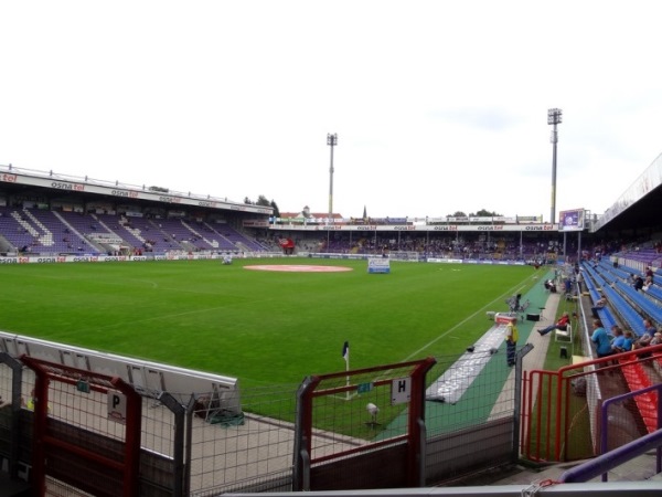 stadium-image